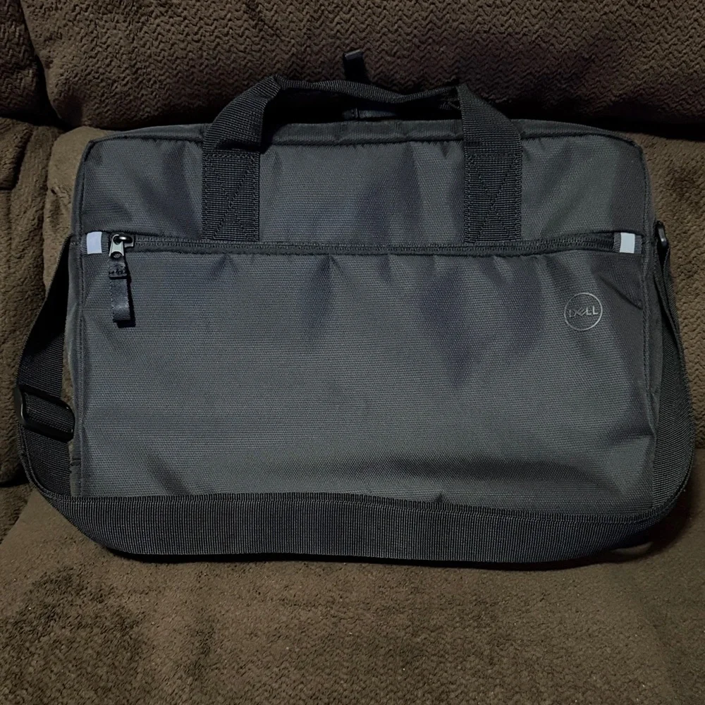 Dell EcoLoop Briefcase in Black